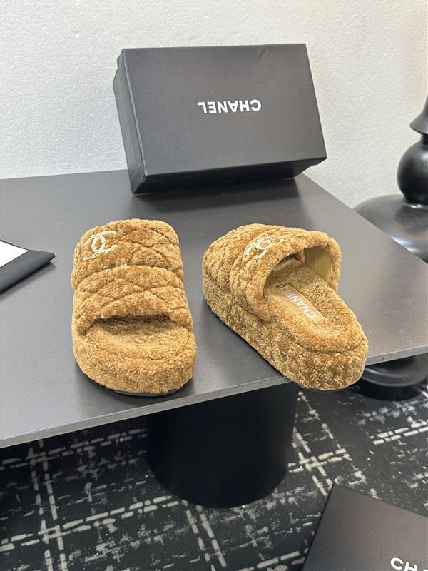 2025112818443385 290